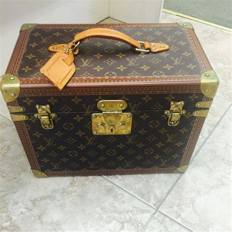 louis vuitton trunk authentication|authentic louis vuitton label.